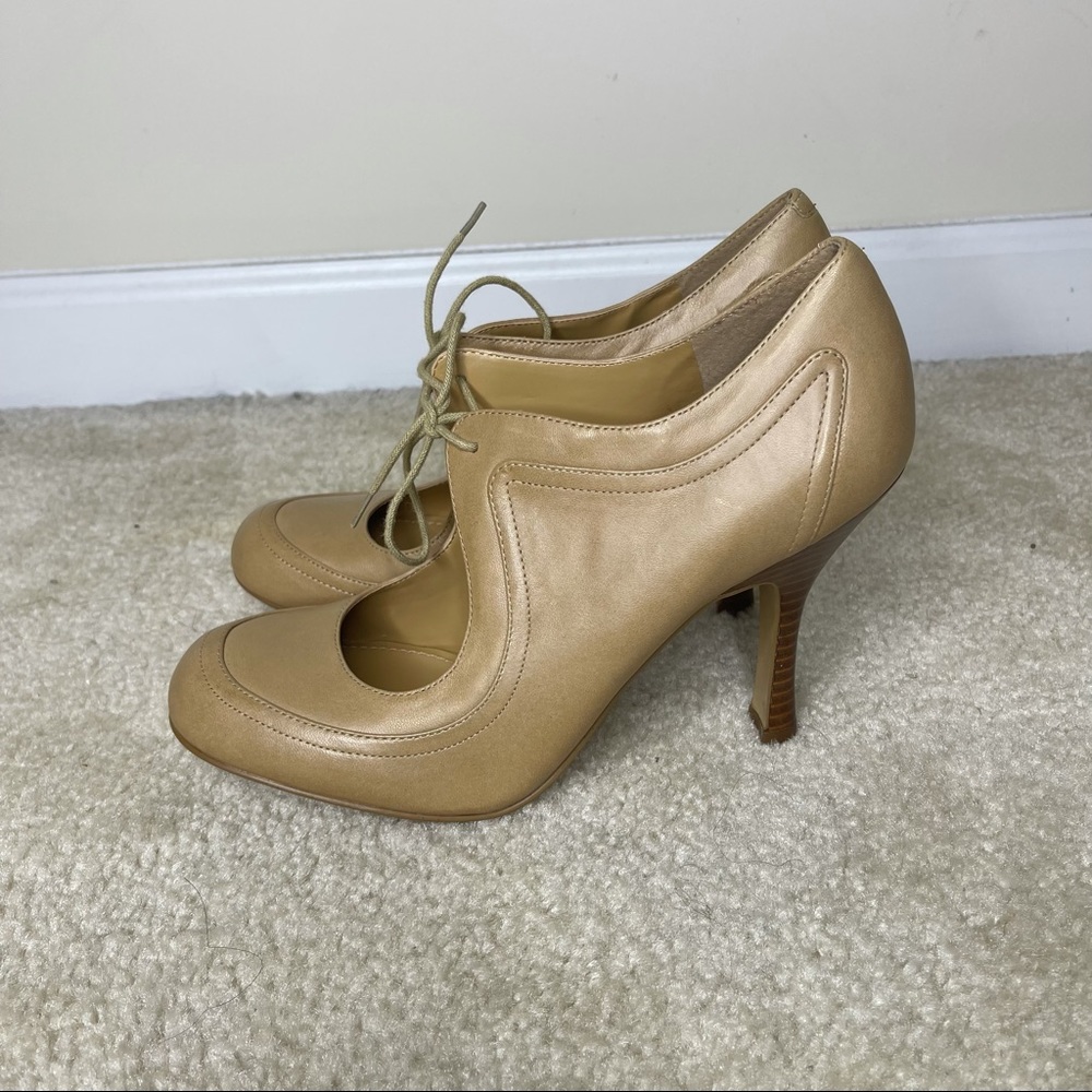 NINE WEST Sierra Heel in Natural